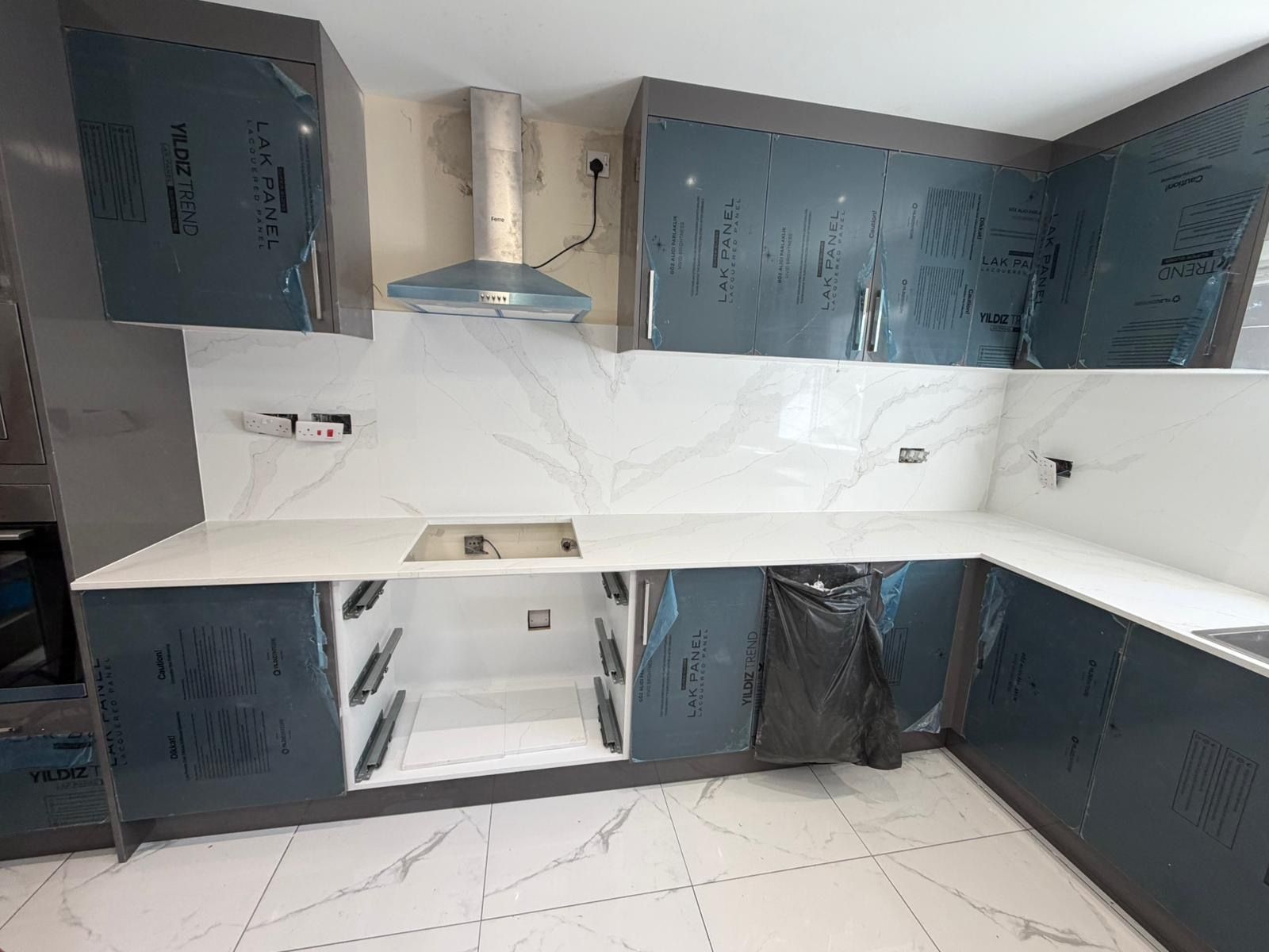 Marble Worktops · Navy Gloss